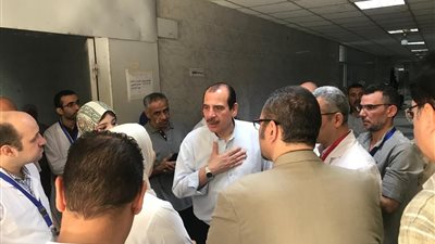 نائب وزير الصحة يتفقد مستشفى الأحرار، قرارات عاجلة وتحقيقات فورية