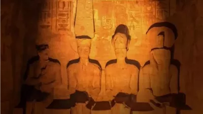 تعامد الشمس على وجه رمسيس الثانى بمعبد ابو سمبل 