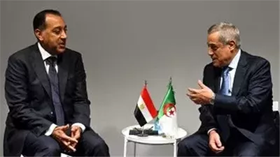 تفاصيل الاتصال الهاتفي بين رئيس الوزراء ونظيره الجزائري اليوم