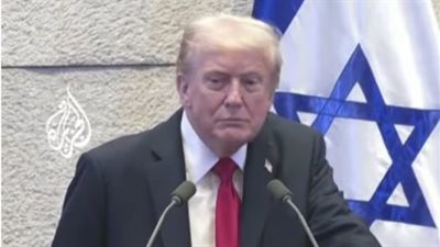 بالفيديو، شاهد لحظة مقاطعة دونالد ترامب أثناء إلقاء خطابه في الكنيست