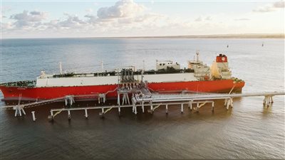 وزارة البترول تعلن تصدير شحنة غاز جديدة إلى إيطاليا.. هل حققنا الاكتفاء الذاتي؟