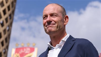 نجم الأهلي السابق: السيرة الذاتيه لـ 