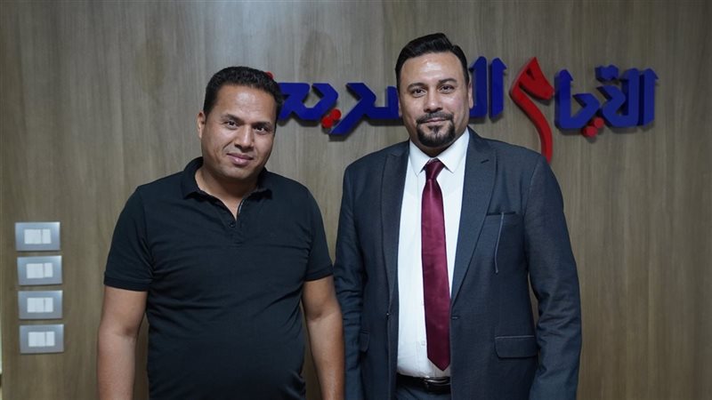 الكاتب الصحفي رضا