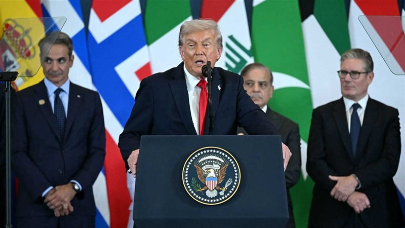 الرئيس الأمريكى دونالد