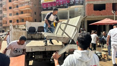 الجيزة تواصل جهودها لرفع الإشغالات وتحسين البيئة بشارع سليم في فيصل