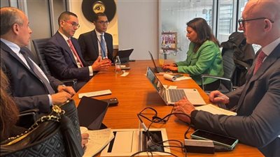 وزير الاستثمار لمسؤولي 