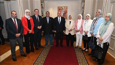 بالصور، تسليم شهادات التحقق من البصمة الكربونية لـ6 شركات محلية