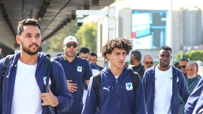 بعثة المصري البورسعيدي تصل إلى مطار معيتيقة بالعاصمة الليبية طرابلس (صور)