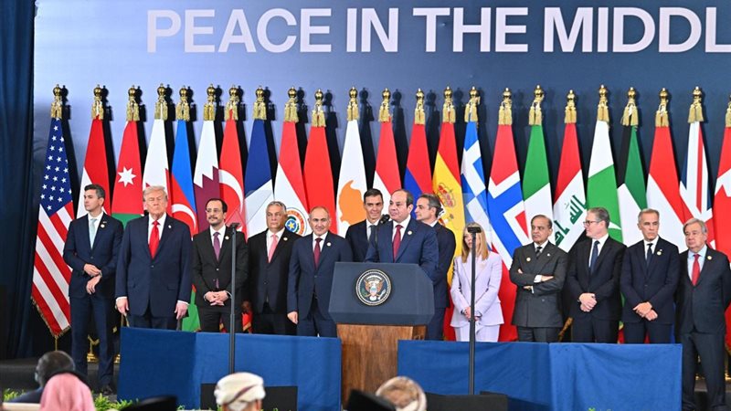 الرئيس السيسي يتصدر