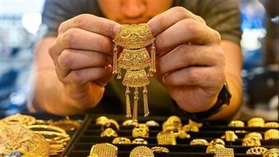 سعر الذهب اليوم يرتفع من جديد، وعيار 21 يقترب من 6000 جنيه