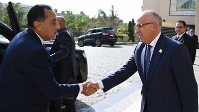 مدبولي: تغيّر المناخ في مصر يفرض تحدياتٍ إضافيةً على دلتا النيل والسواحل الشمالية