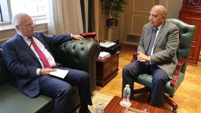 الكهرباء تستكشف التجربة السويدية في مجالات الطاقة المتجددة 