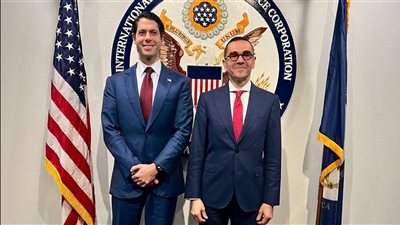 وزير الاستثمار يلتقي الرئيس التنفيذي للمؤسسة الأمريكية للتمويل من أجل التنمية بواشنطن