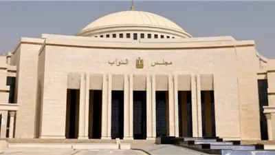 ضبط رئيس حزب بتهمة الحصول على أموال نظير ترشيح أشخاص للانتخابات البرلمانية