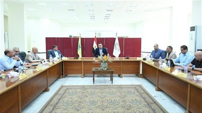 وزير الاسكان يعقد اجتماعًا مع رؤساء أجهزة المدن الجديدة (تفاصيل)