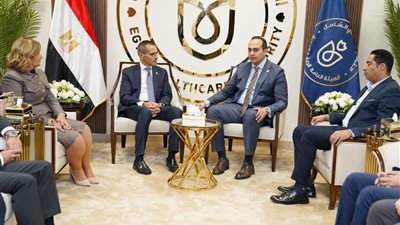 شراكة استراتيجية بين الرعاية الصحية واتحاد المستشفيات العربية لتطوير جودة الرعاية في المنطقة 