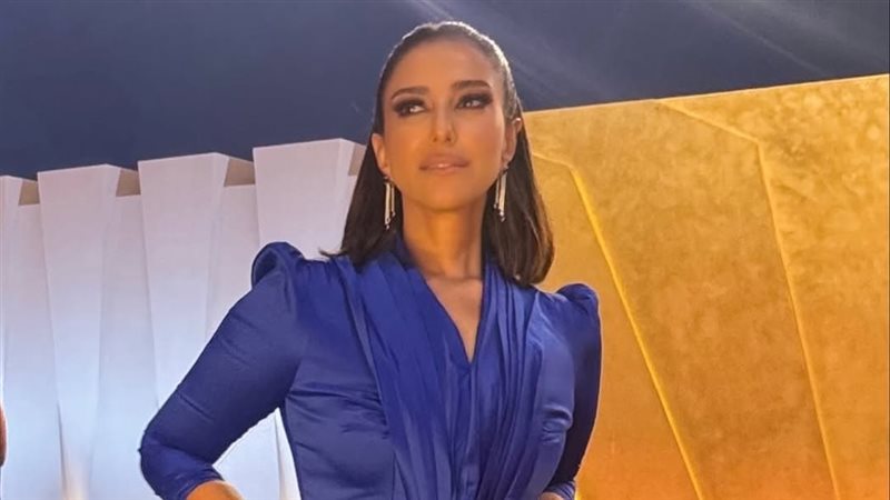 حنان مطاوع في العرض