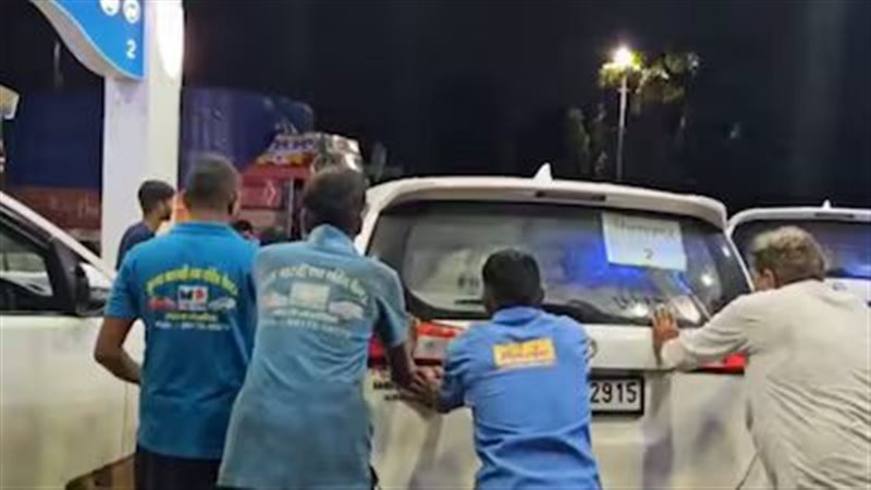 موكب رئيس وزراء ولاية