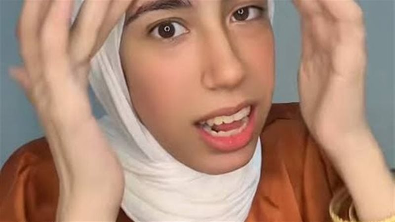علياء قمرون