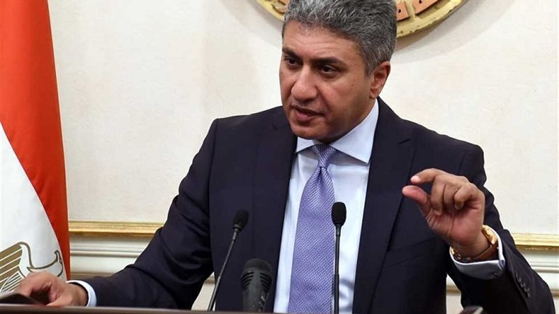 وزير السياحة