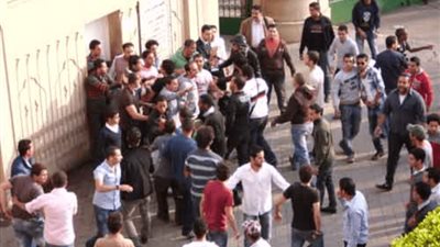 المدارس في شهر، خناقات بين الطلاب تسفر عن إصابات خطيرة