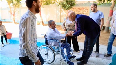 وزير التعليم يجري حوارا مع طلاب أسيوط حول مادة البرمجة والذكاء الاصطناعي (شاهد)