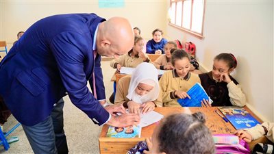 موعد بدء امتحانات شهر أكتوبر 2025، هل ستعاد للطالب الغائب؟