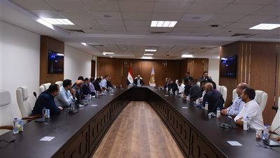 بما يخدم المالك والعامل، خطوات جدية لتعزيز الوعي بقانون العمل الجديد