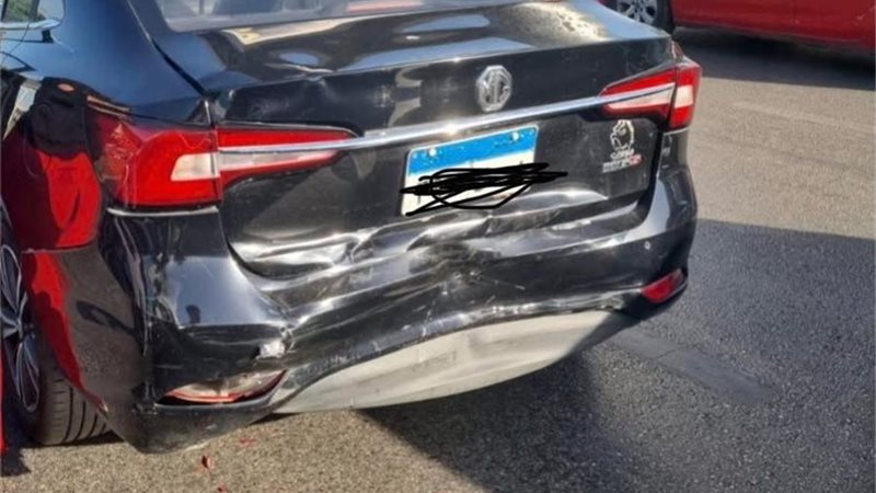 إصلاح سيارة بالتجمع
