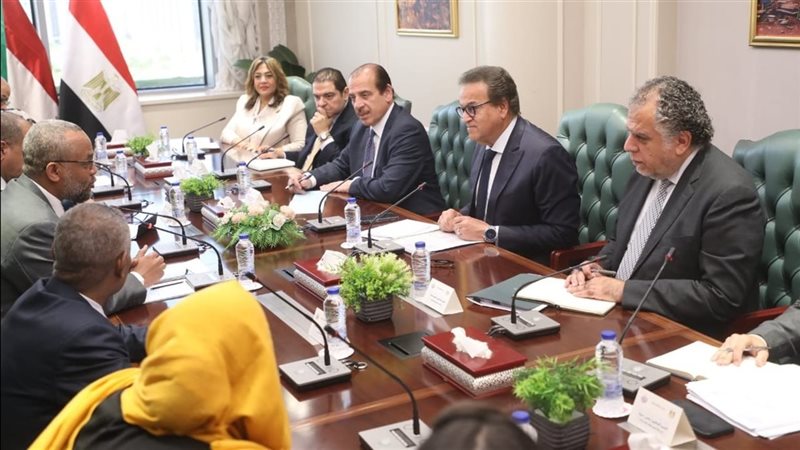 وزير الصحة يستقبل