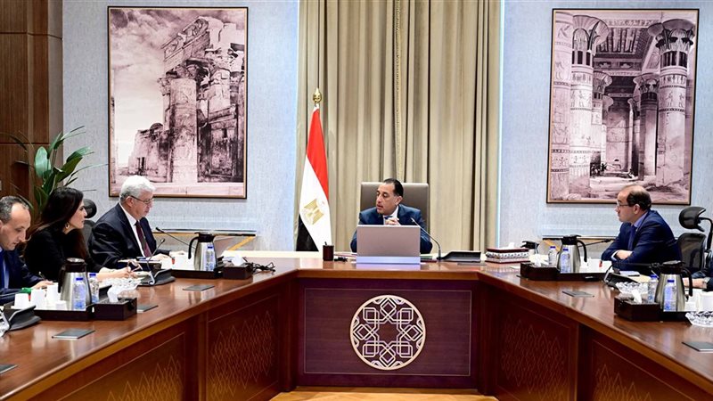 اجتماع رئيس الوزراء
