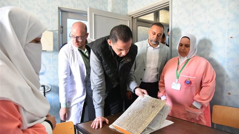 نائب وزير الصحة يتفقد
