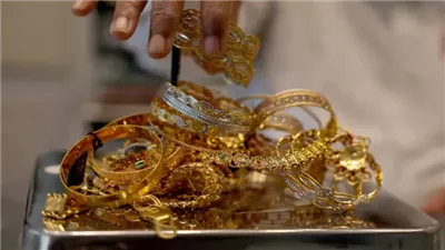 صعود جديد في سعر الذهب اليوم الخميس، هل وصل عيار21 لـ6000 جنيه؟