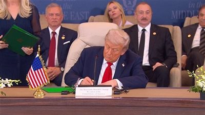 ترامب: إسرائيل لن تفعل شيء في الضفة الغربية لأنني قطعت وعدًا للعرب