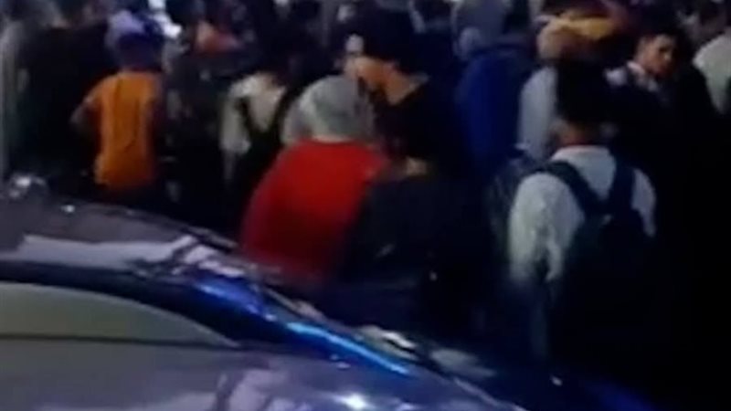 سقوط طفلين من الطابق