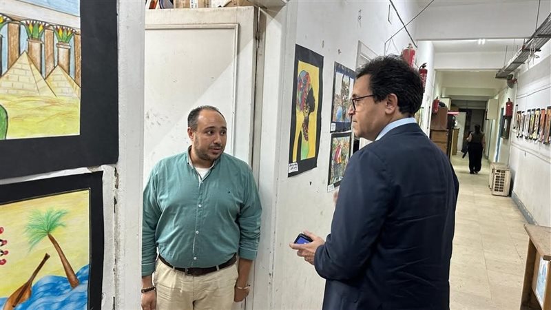 جانب من جولة وزير