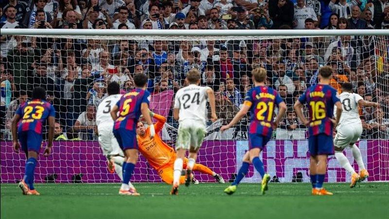 ريال مدريد وبرشلونة