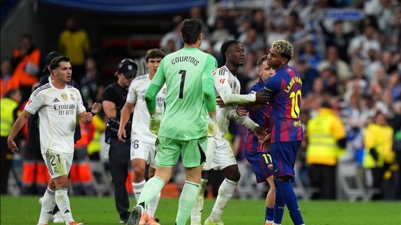 ريال مدريد وبرشلونة