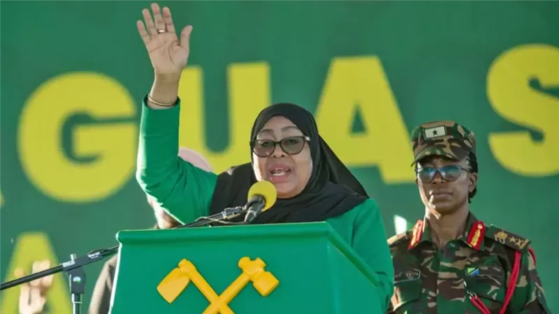 رئيسة تنزانيا  سامية