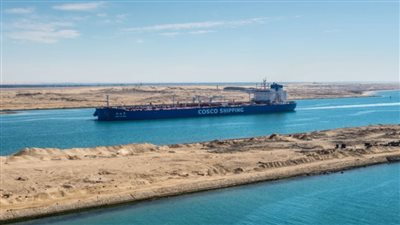 جنوح ناقلة بترول في قناة السويس، رد حاسم من رئيس الهيئة (تفاصيل)