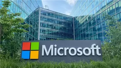 انقطاع خدمة مايكروسوفت يشل خدمات Office 365 في العالم، ما القصة؟