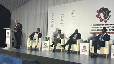 كامل الوزير من قمة لواندا: شرايين التنمية تمتد عبر القارة الأفريقية من القاهرة إلى كيب تاون