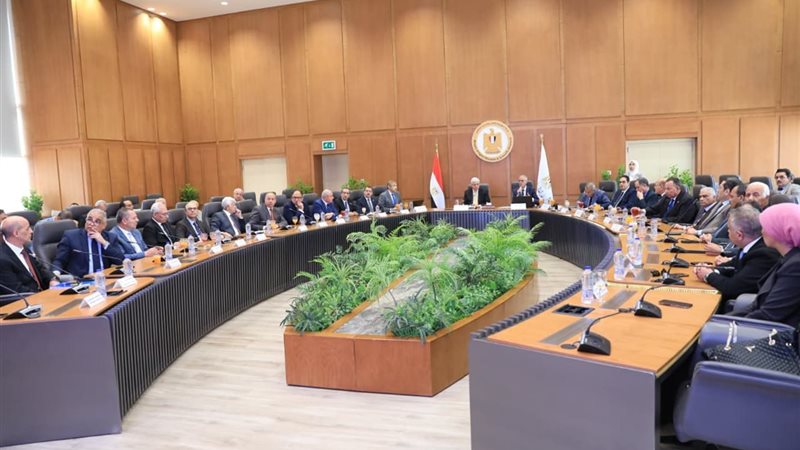 وزير التعليم العالي يترأس اجتماع مجلس الجامعات الأهلية