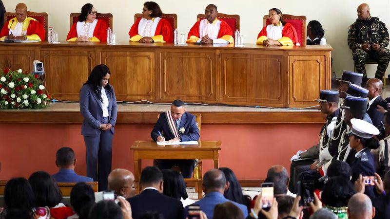 الحاكم العسكري