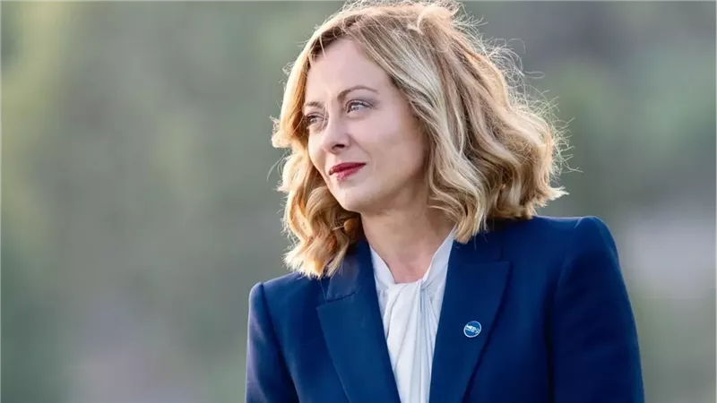 ميلوني تؤكد حضورها