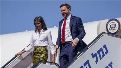 نائب الرئيس الأمريكي يفجر مفاجأة بشأن ديانة زوجته الثانية، ما القصة؟