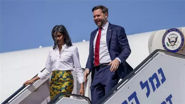 نائب الرئيس الأمريكي وزوجته الهندوسية