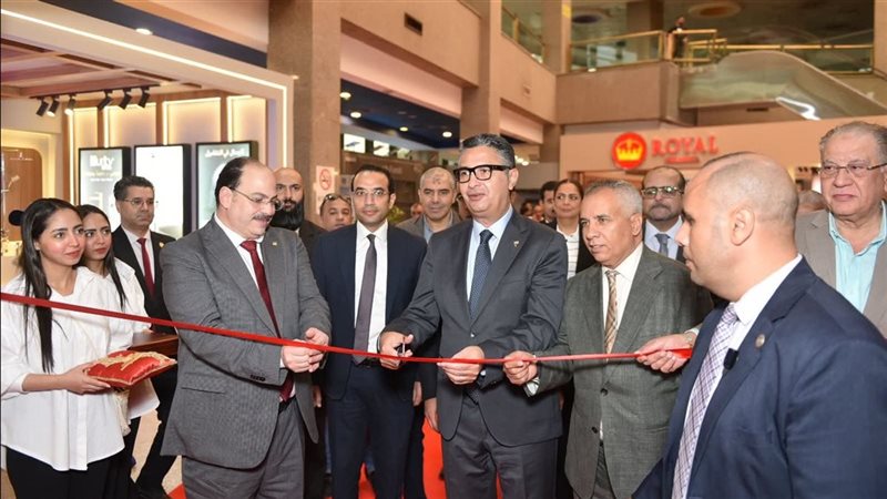 وزير التموين