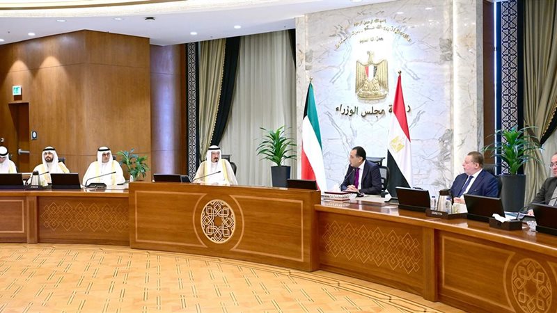 جانب من اجتماع رئيسا وزراء مصر والكويت اليوم