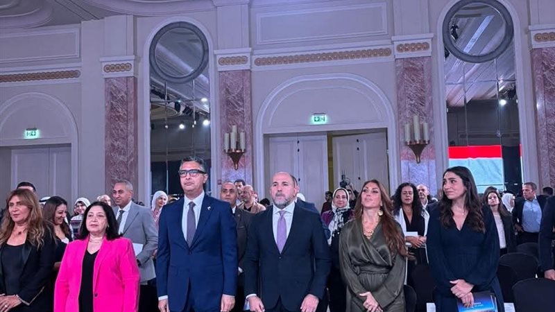 24 فريقًا من 12 دولة